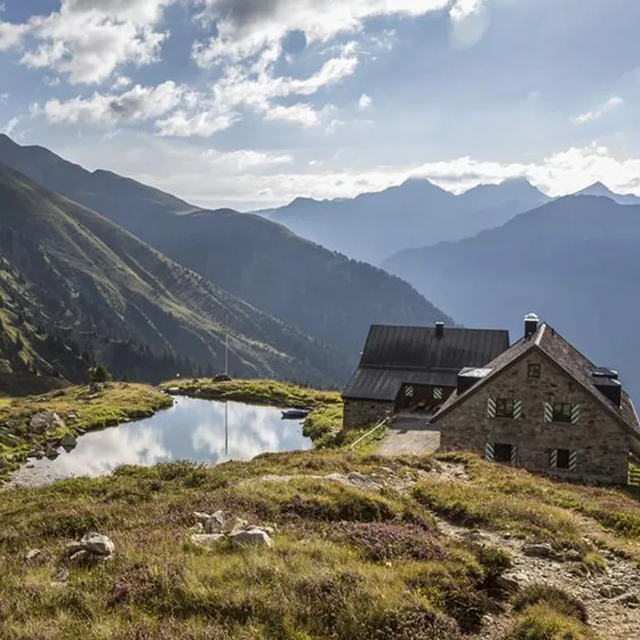 Sonne Ischgl Angebot Wandertage thumb